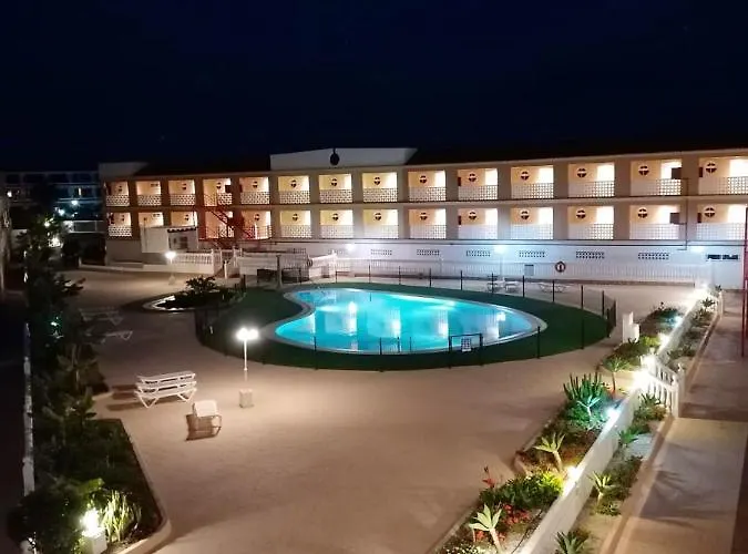 Cozy In 45 M² With Sea View Apartman